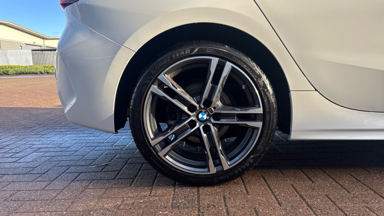 BMW 1 Series 118i [136] M Sport 5dr Step Auto [LCP] Petrol Hatchback